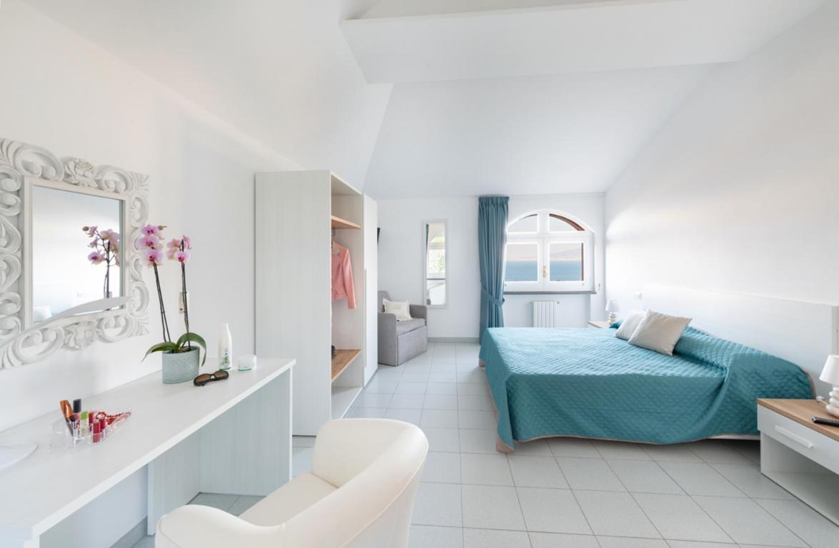 Sorrentovibes - Sea View Rooftop Apartment With Jacuzzi & Garden 外观 照片