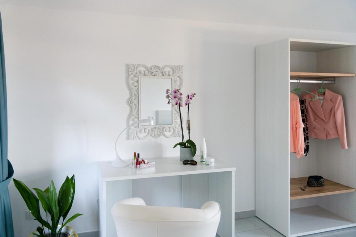 Sorrentovibes - Sea View Rooftop Apartment With Jacuzzi & Garden 外观 照片