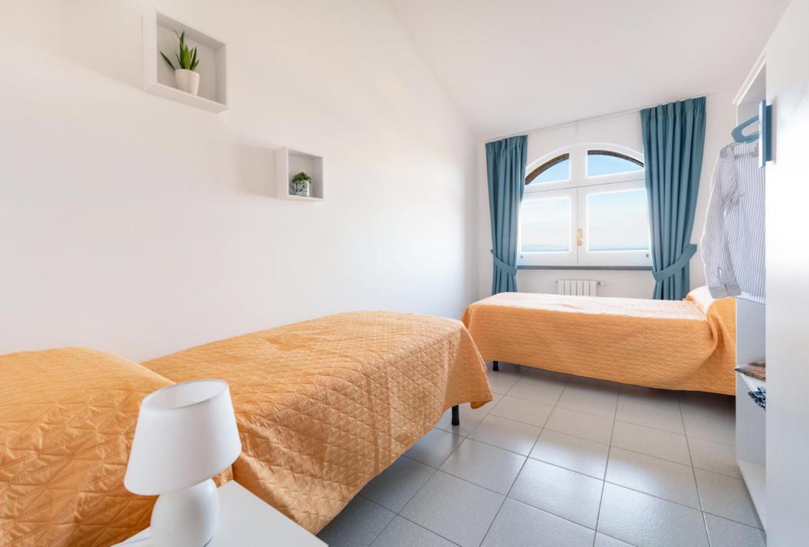 Sorrentovibes - Sea View Rooftop Apartment With Jacuzzi & Garden 外观 照片